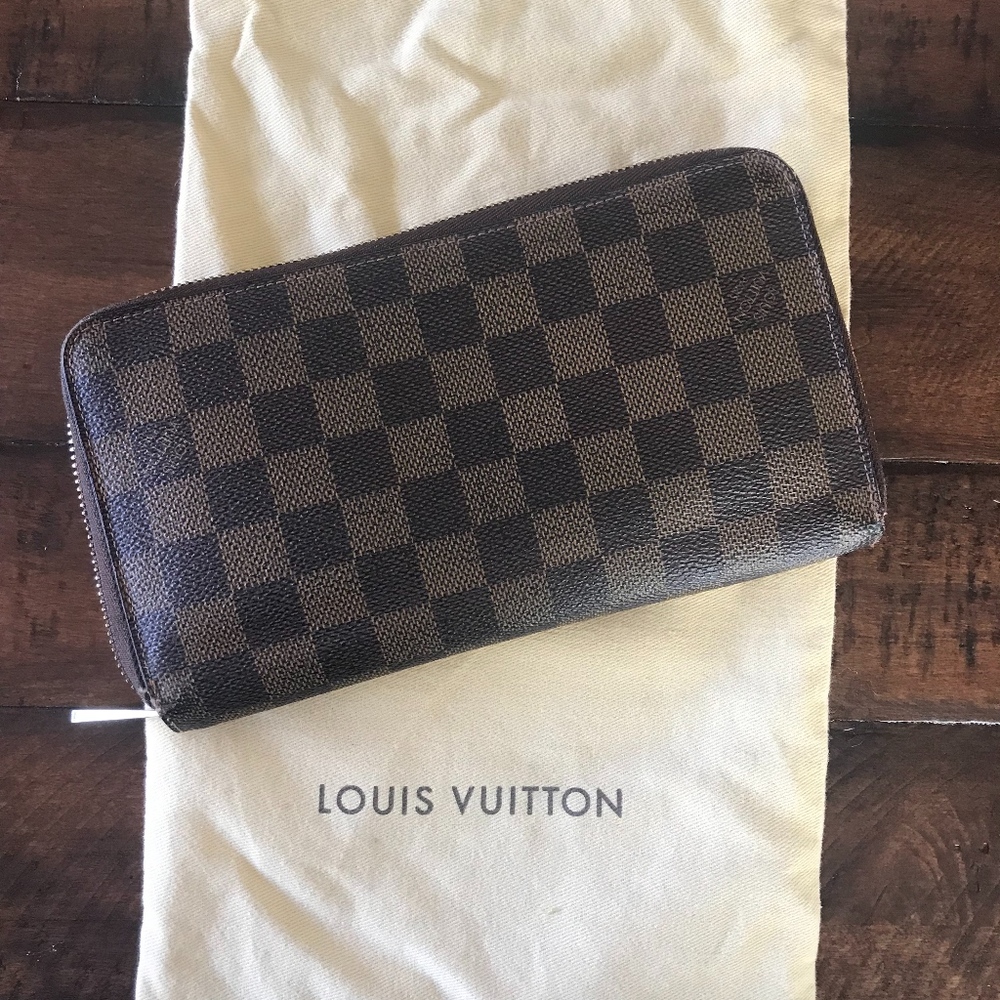 Louis Vuitton Damier Zippy Organizer